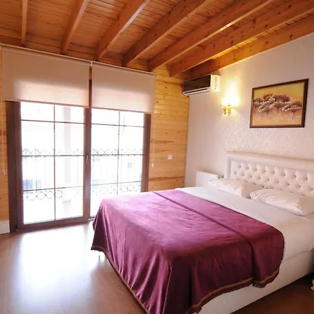 Otel East 3*