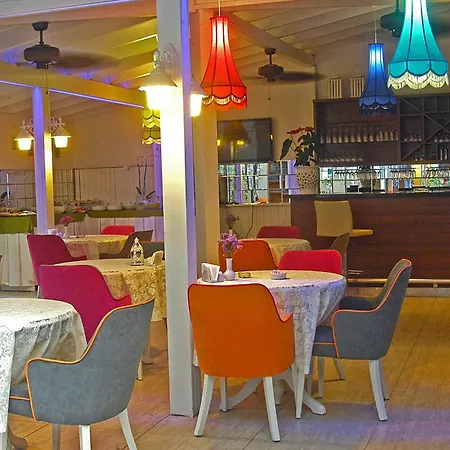 Hotel East