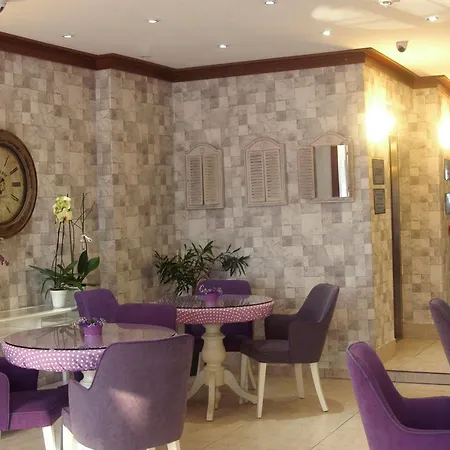 East اسطنبول